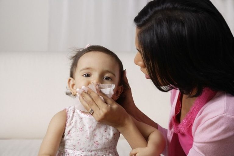 Vật lý trị liệu lấy đờm cho trẻ sơ sinh: Những điều ba mẹ cần biết 2 Kỹ thuật vật lý trị liệu lấy đờm cho trẻ sơ sinh