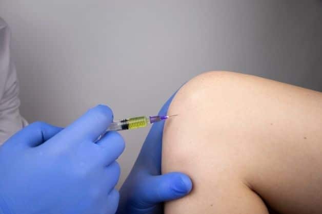 tiem-thuoc-giup-cai-thien-tinh-trang-thoai-hoa-khop-goi Một số phương pháp điều trị thoái hoá khớp gối