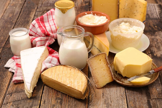 Viêm khớp dạng thấp kiêng ăn gì - Sữa và chế phẩm từ sữa