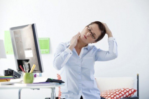 Đau khớp gối ở người trẻ tuổi chỉ là triệu chứng lâm sàng của rất nhiều bệnh khớp khác nhau như chấn thương khớp gối; viêm khớp gối; thoái hóa khớp gối...