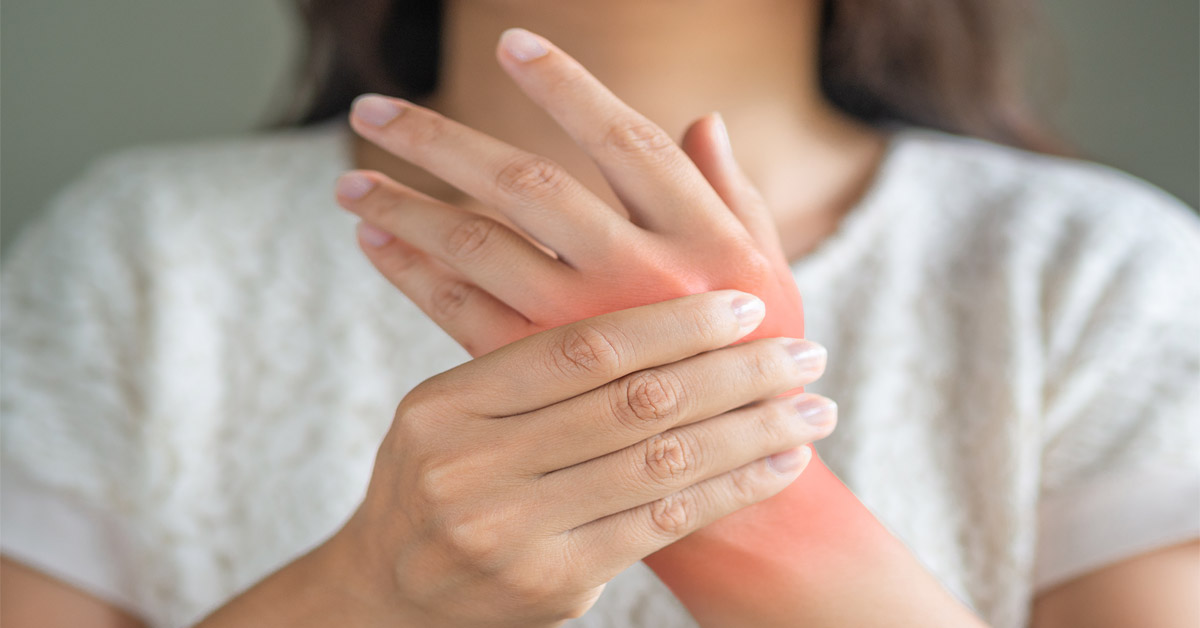 Cách điều trị viêm khớp dạng thấp an toàn, không biến chứng 1 Viêm khớp dạng thấp là bệnh gì?
